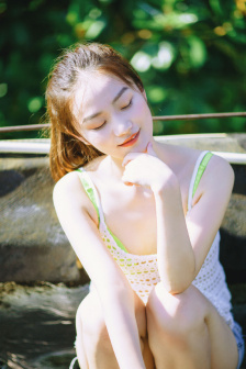 年轻的妈妈